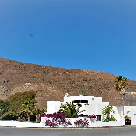 Paradise Beach Villa *