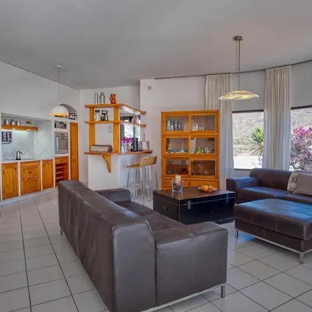 Paradise Villa *
