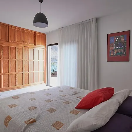 Paradise Giniginámar